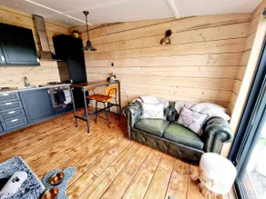 Luxury Cabin Retreat with Hot Tub - Willow - Image 4