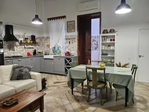 Modern City-Center Loft – Walk to Everything - Image 2