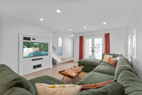 OB Beach House - Image 2