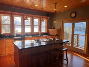 Bayview beauty - Image 3