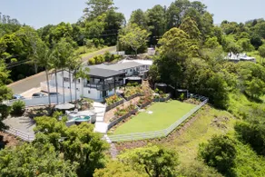 Monty's House - Image 3