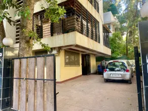 Link Studio” with sit out -khar west. - Image 3