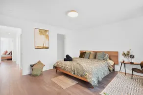 Newly Renovated Modern Home near Niagara! - Image 2