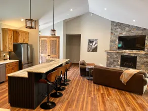 Seeley Seclusion - Image 4