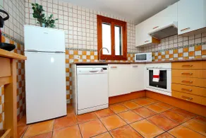 Can Carrió – Inland Tourism, Central Apartment. - Image 5