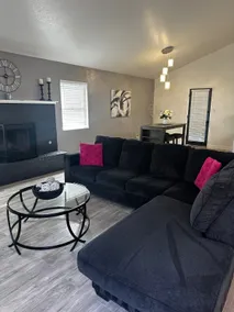 Hobbs Hideaway - Image 3