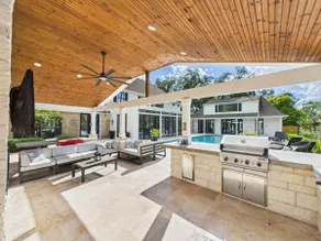 Wagon Wheel BNB - 20 minutes to IAH, pool, spa, 7 BDR - Image 3