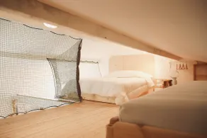 Peaceful Air-Conditioned Haven in Nature - Image 3