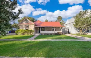 Beautiful home near Disney PrivatePoolBBQ Downtown - Image 2