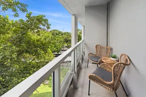 Treetops Studio - Prime location, Pool&Gym - Image 3