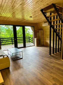 wooden cottage with canyon view - Image 4