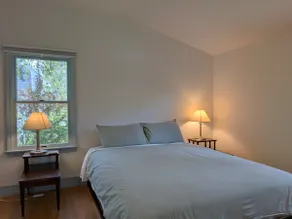 Private 2 Bedroom Guest Suite Off Main Street - Image 2