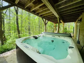 Whispering Woods Getaway Cabins - Image 3