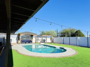Cozy 3 Bedroom Home & Pool in Tucson AZ + Gameroom - Image 2