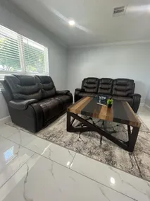 2 Car Garage, Spacious 3Bed 3Bath Home & Patio - Image 5