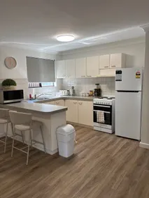 Duplex by the beach - Image 5