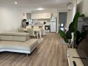 Duplex by the beach - Image 2
