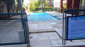 Open views, garden, children's games/pool - Image 2