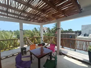 Vulkay Loft with Roof Top 3 blocks from the beach - Image 2