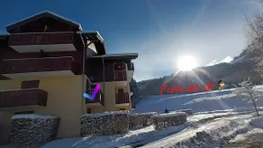 ”Le MarmoBouille” At the start of ski & hiking trails - Image 2