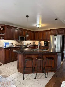 Modern Cozy w/Spacious Living Area&Stylish Design - Image 4
