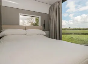 Countryside Pod Retreat - Image 3