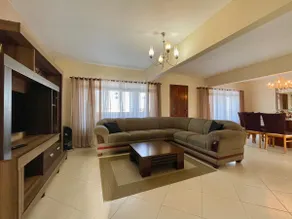 10 Guests Downtown – Large Apartment in Campo Largo - Image 4