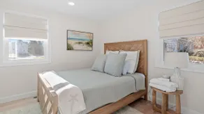 Coastal Retreat-Walk to Scarborough Beach Sleeps 8 - Image 5