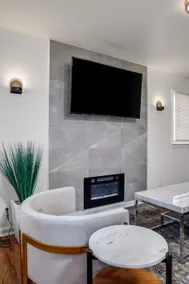 Cozy Oasis 3BR/2BA w/easy access to Downtown - Image 4