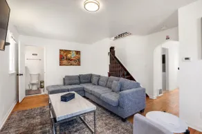 Cozy Oasis 3BR/2BA w/easy access to Downtown - Image 2