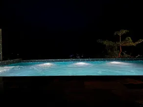 Dupleè w/ Private Infinity pool |AC| Valley View | - Image 3