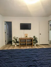 Rare 3BR/2BA Gem! 30 Mins to ATL & Stone Mountain - Image 2