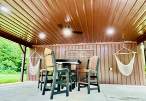 Lock 8 Lodge - Image 5