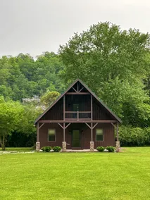 Lock 8 Lodge - Image 3