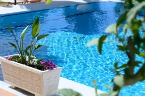 Seaside Apt in Gouves | pool, garden, BBQ - Image 2