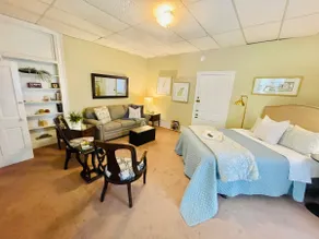 Historical Apartment - Image 3
