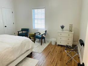 Modern Lynchburg Apartment - Image 2