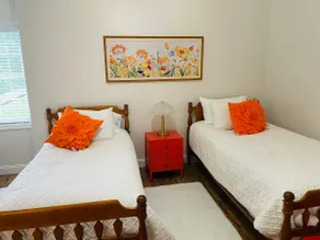 Modern Lynchburg Apartment - Image 5