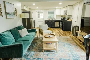 Renovated 2b/1b Cottage - 2 mi to Casino - Image 2