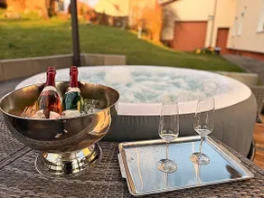 Whirlpool - Playground - Large terrace - Garden - Image 4