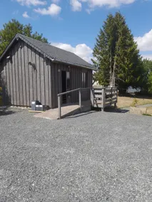 quiet cottage. - Image 3