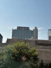 Distinct Houston Luxury Downtown W/kingbed! - Image 5
