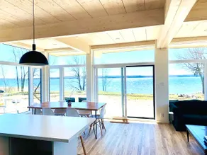 Lakehouse on the Reach - Image 4