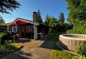 Holiday home at Bernsteinsee (Sauna, Grill, Feuers.) - Image 2