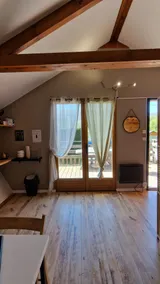 Lakefront chalet (2A) - Image 4