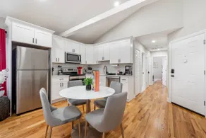 Private 1BR Apt, Clean & Reliable, Near NYC - Image 4