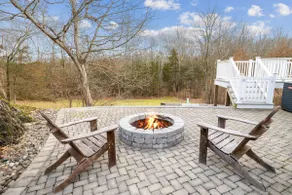 Private 5-Bed Country Estate on 22 Acres - Image 3