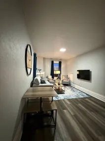 DM-C Comfortable 2BR Apartment - Image 5