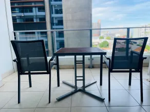 Modern unit, Pool, Gym & CBD location - Image 4