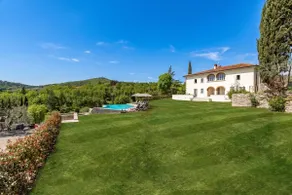 Villa Chimera Green 10 with Pool & Gym - Image 5